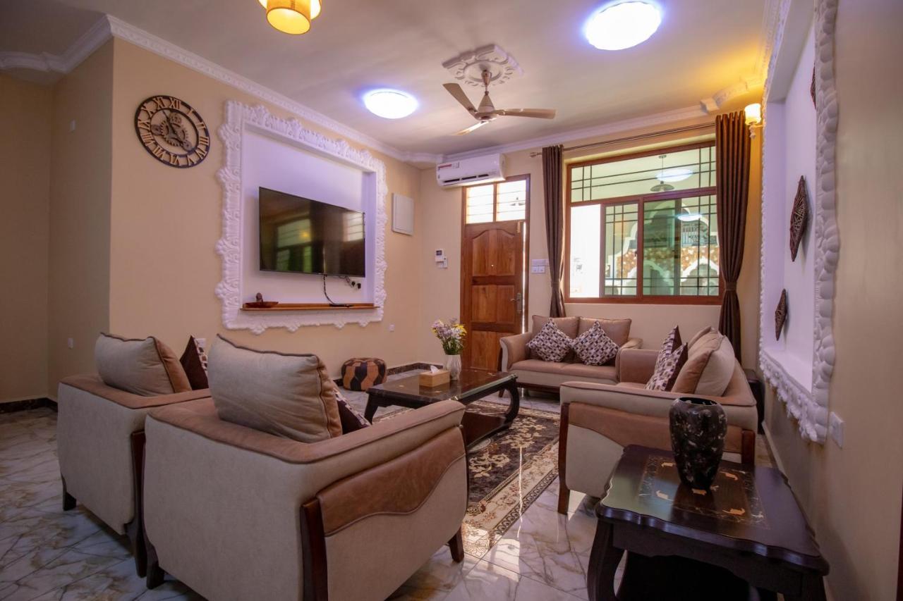 Sunny Palms Beach Bungalows Uroa Exteriér fotografie